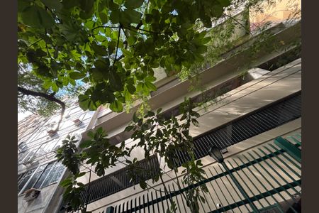 Apartamento à venda com 120m², 3 quartos e 2 vagasFachada