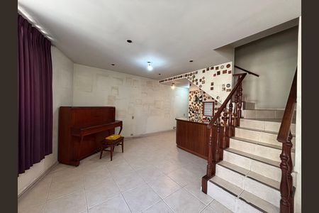 Apartamento à venda com 120m², 3 quartos e 2 vagasSala