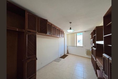 Apartamento à venda com 120m², 3 quartos e 2 vagasSuíte