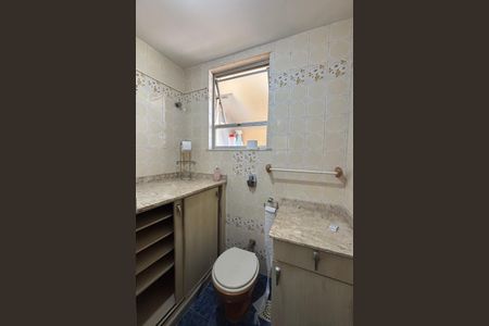 Apartamento à venda com 120m², 3 quartos e 2 vagasBanheiro social 2