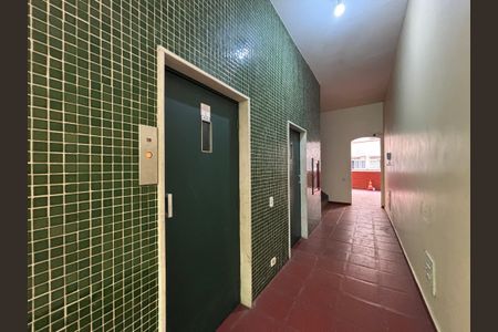 Apartamento à venda com 120m², 3 quartos e 2 vagasÁrea comum - elevadores