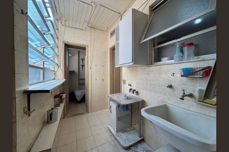 Apartamento à venda com 120m², 3 quartos e 2 vagasÁrea de serviço