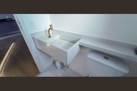 Apartamento para alugar com 41m², 2 quartos e sem vagaBanheiro