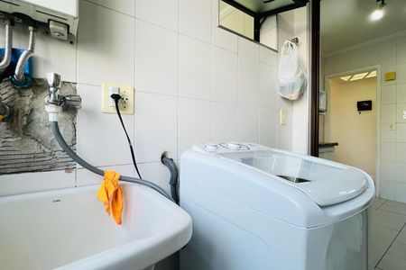 Apartamento à venda com 64m², 3 quartos e 1 vagaCozinha e Área de Serviço