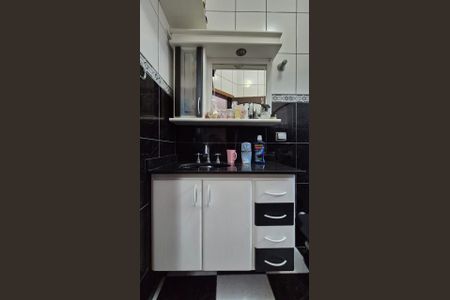 Casa à venda com 200m², 3 quartos e 2 vagasBanheiro da Suíte