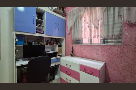 Casa à venda com 200m², 3 quartos e 2 vagasQuarto 2