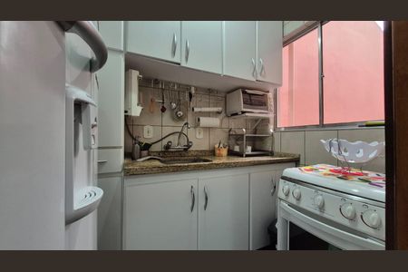 Casa à venda com 200m², 3 quartos e 2 vagasCozinha