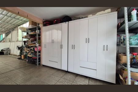 Casa à venda com 200m², 3 quartos e 2 vagasÁrea de Serviço