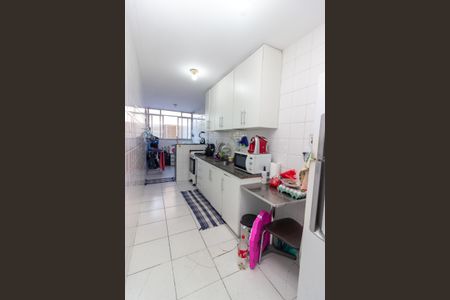 Apartamento para alugar com 163m², 3 quartos e sem vaga Apartamento para alugar com 163m², 3 quartos e sem vagaCozinha e Área de Serviço