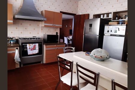 Casa à venda com 250m², 3 quartos e 4 vagasFoto 21