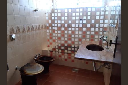 Casa à venda com 250m², 3 quartos e 4 vagasFoto 09
