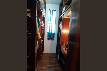 Casa à venda com 250m², 3 quartos e 4 vagasFoto 05