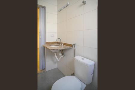 Casa à venda com 180m², 3 quartos e 2 vagas Casa à venda com 180m², 3 quartos e 2 vagasBanheiro da Suíte