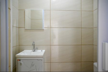 Casa à venda com 180m², 3 quartos e 2 vagas Casa à venda com 180m², 3 quartos e 2 vagasBanheiro de Serviço