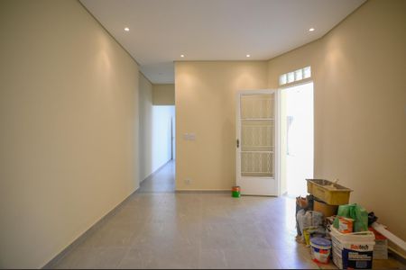 Casa à venda com 180m², 3 quartos e 2 vagas Casa à venda com 180m², 3 quartos e 2 vagasSala