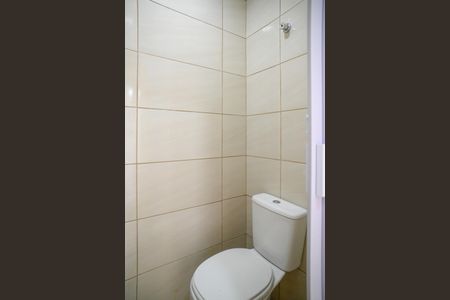 Casa à venda com 180m², 3 quartos e 2 vagas Casa à venda com 180m², 3 quartos e 2 vagasBanheiro de Serviço