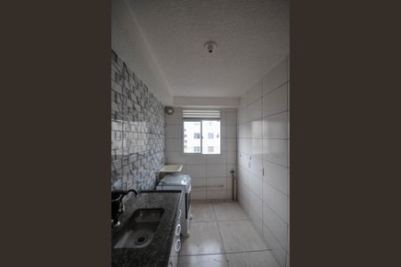 Apartamento para alugar com 43m², 2 quartos e 1 vaga Apartamento para alugar com 43m², 2 quartos e 1 vagaCozinha e Área de Serviço