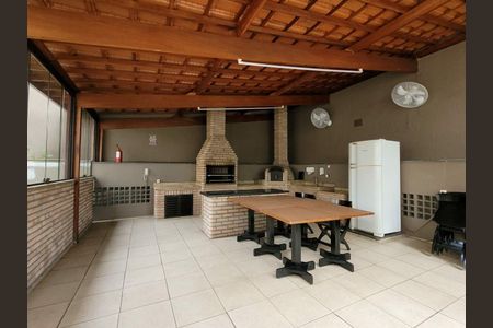 Apartamento à venda com 60m², 2 quartos e 1 vaga