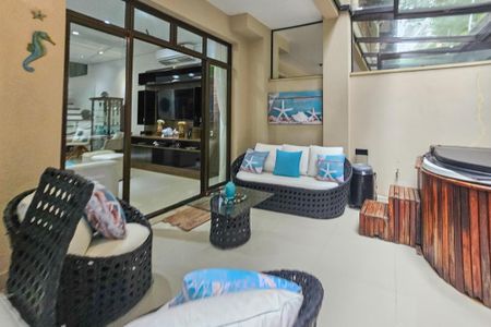 Apartamento para alugar com 125m², 3 quartos e 2 vagas Apartamento para alugar com 125m², 3 quartos e 2 vagasVaranda