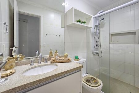Apartamento para alugar com 125m², 3 quartos e 2 vagas Apartamento para alugar com 125m², 3 quartos e 2 vagasBanheiro