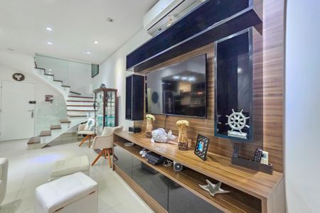 Apartamento para alugar com 125m², 3 quartos e 2 vagas Apartamento para alugar com 125m², 3 quartos e 2 vagasSala