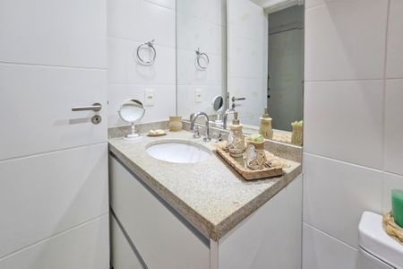 Apartamento para alugar com 125m², 3 quartos e 2 vagas Apartamento para alugar com 125m², 3 quartos e 2 vagasBanheiro