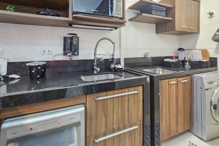 Apartamento para alugar com 125m², 3 quartos e 2 vagas Apartamento para alugar com 125m², 3 quartos e 2 vagasCozinha