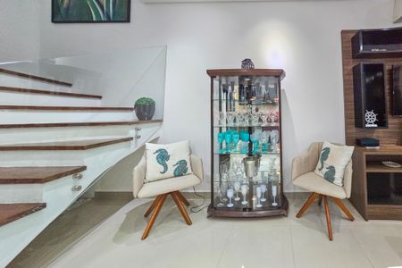 Apartamento para alugar com 125m², 3 quartos e 2 vagas Apartamento para alugar com 125m², 3 quartos e 2 vagasSala