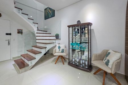 Apartamento para alugar com 125m², 3 quartos e 2 vagas Apartamento para alugar com 125m², 3 quartos e 2 vagasSala