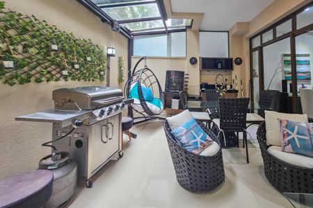 Apartamento para alugar com 125m², 3 quartos e 2 vagas Apartamento para alugar com 125m², 3 quartos e 2 vagasVaranda