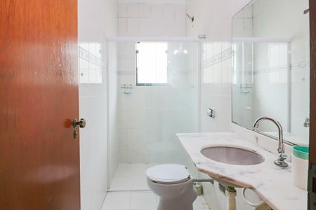 Casa à venda com 98m², 3 quartos e 2 vagasBanheiro Social