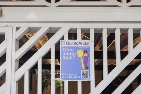 Casa à venda com 98m², 3 quartos e 2 vagasPlaca