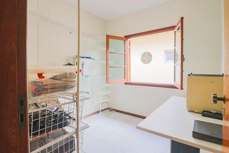 Casa à venda com 98m², 3 quartos e 2 vagasQuarto 3