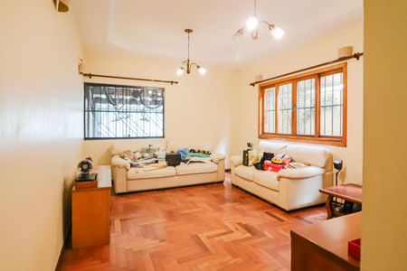 Casa à venda com 98m², 3 quartos e 2 vagasSala