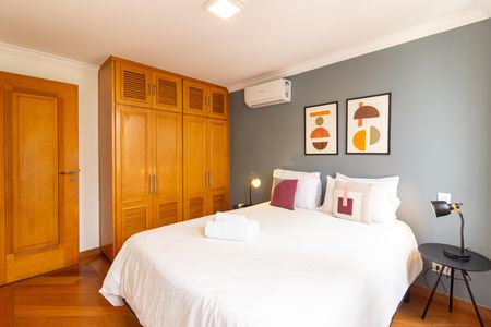Apartamento para alugar com 100m², 3 quartos e 1 vaga Apartamento para alugar com 100m², 3 quartos e 1 vagaQuarto