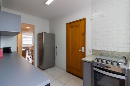 Apartamento para alugar com 100m², 3 quartos e 1 vaga Apartamento para alugar com 100m², 3 quartos e 1 vagaCozinha