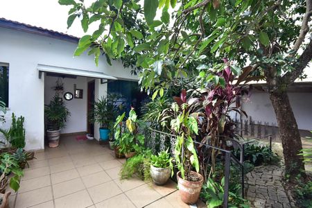 Casa à venda com 485m², 3 quartos e 4 vagasEntrada