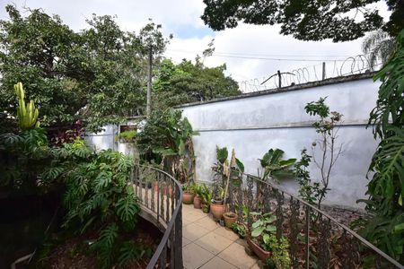 Casa à venda com 485m², 3 quartos e 4 vagasEntrada