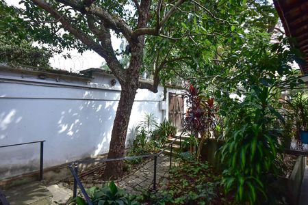 Casa à venda com 485m², 3 quartos e 4 vagasJardim