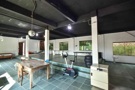 Casa à venda com 485m², 3 quartos e 4 vagasSalão