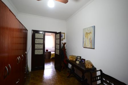 Casa à venda com 385m², 3 quartos e 1 vagaCloset - Suíte 2