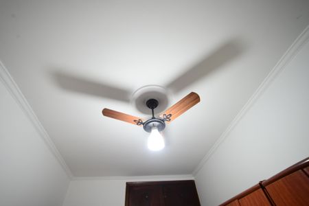 Casa à venda com 385m², 3 quartos e 1 vagaCloset - Suíte 2