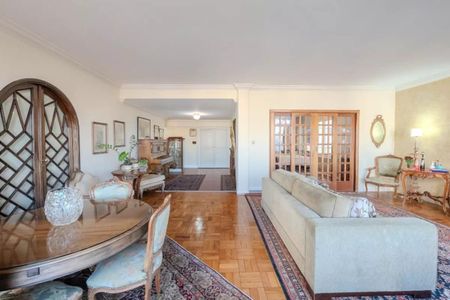 Apartamento à venda com 215m², 3 quartos e 2 vagasFoto 03