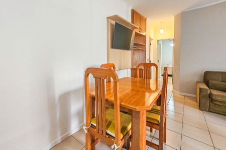 Apartamento para alugar com 80m², 2 quartos e 2 vagasSala