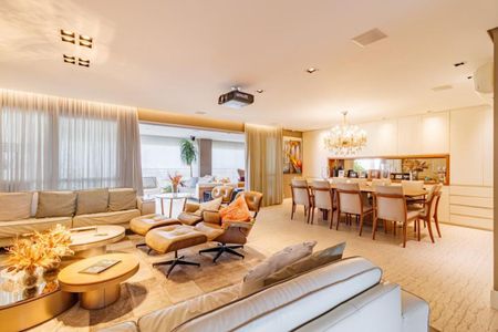 Apartamento à venda com 284m², 4 quartos e 4 vagasFoto 02