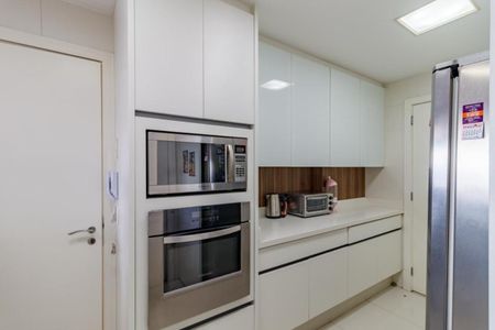 Apartamento à venda com 284m², 4 quartos e 4 vagasFoto 38