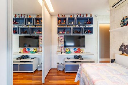 Apartamento à venda com 284m², 4 quartos e 4 vagasFoto 22