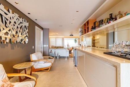 Apartamento à venda com 284m², 4 quartos e 4 vagasFoto 12