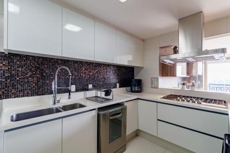 Apartamento à venda com 284m², 4 quartos e 4 vagasFoto 39