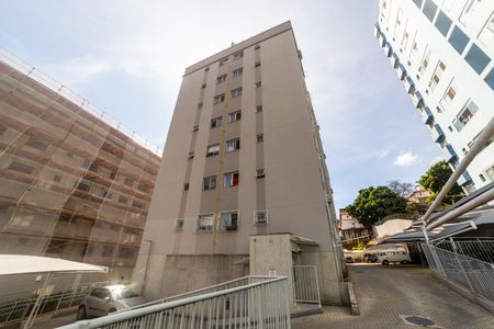 Apartamento à venda com 60m², 2 quartos e 1 vaga Apartamento à venda com 60m², 2 quartos e 1 vagaFachada do Prédio